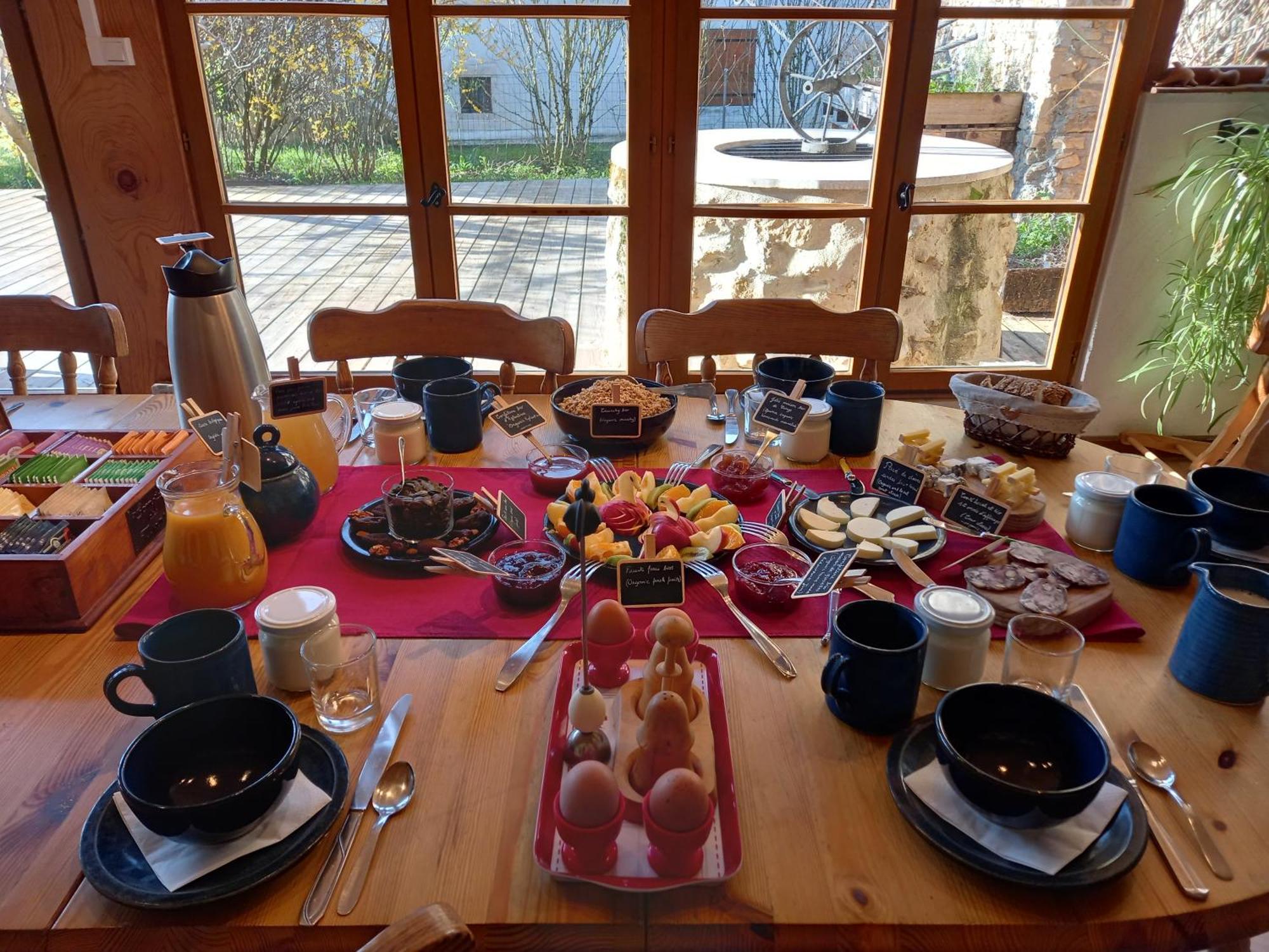 Valreley, Chambres Et Table D'Hotes Eco-Friendly Avec Bain Nordique Au Sud Du Massif Du Jura Champagne-en-Valromey Ngoại thất bức ảnh